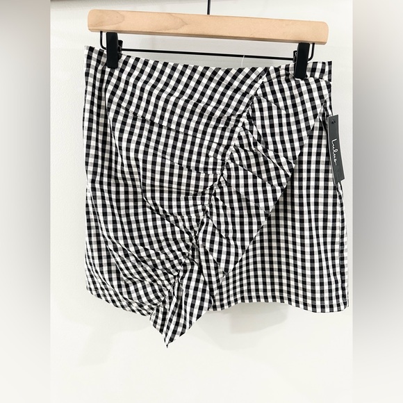 NWT LuLus Collegiate Class Black and White Gingham Mini Skirt Size Medium - Picture 4 of 7